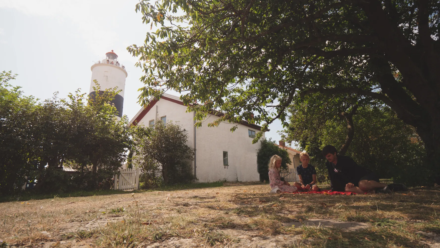 Barn i Ottenby