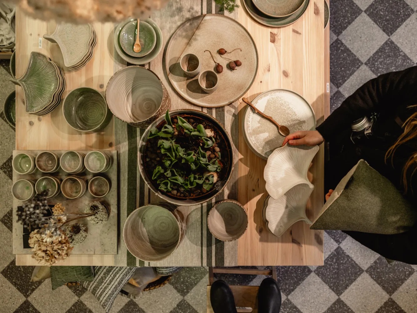 Vacker keramik hos Kookon by Sweden i Borgholm.