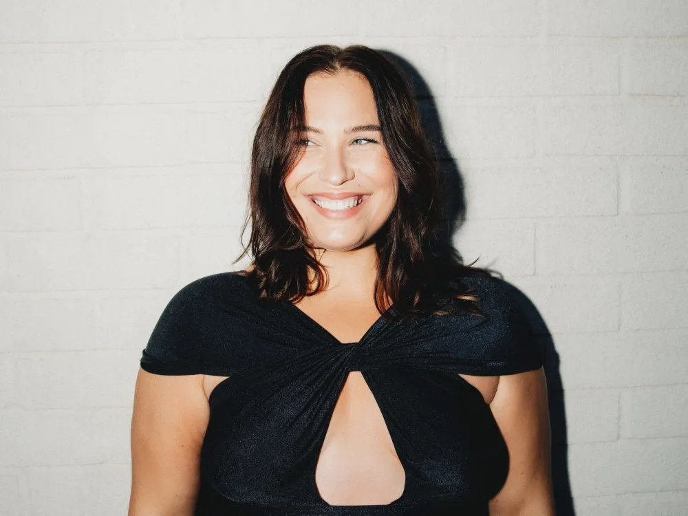 MOLLY HAMMER