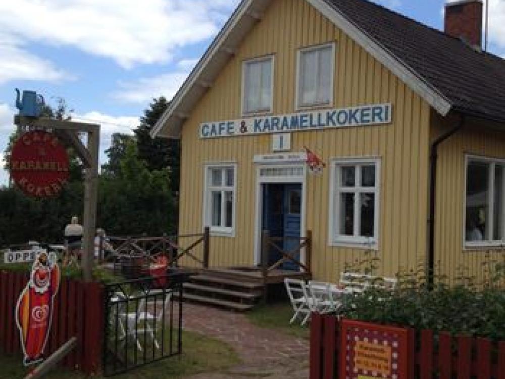 Café & Karamellkokeri in Bredsättra
