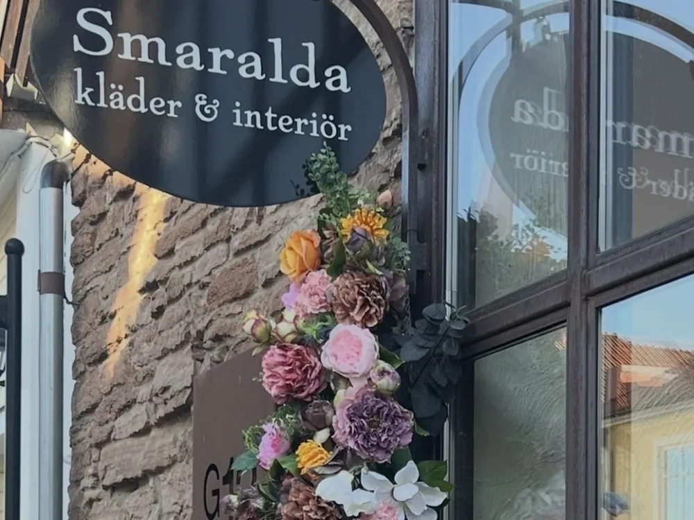 Smaralda - kläder & interiör