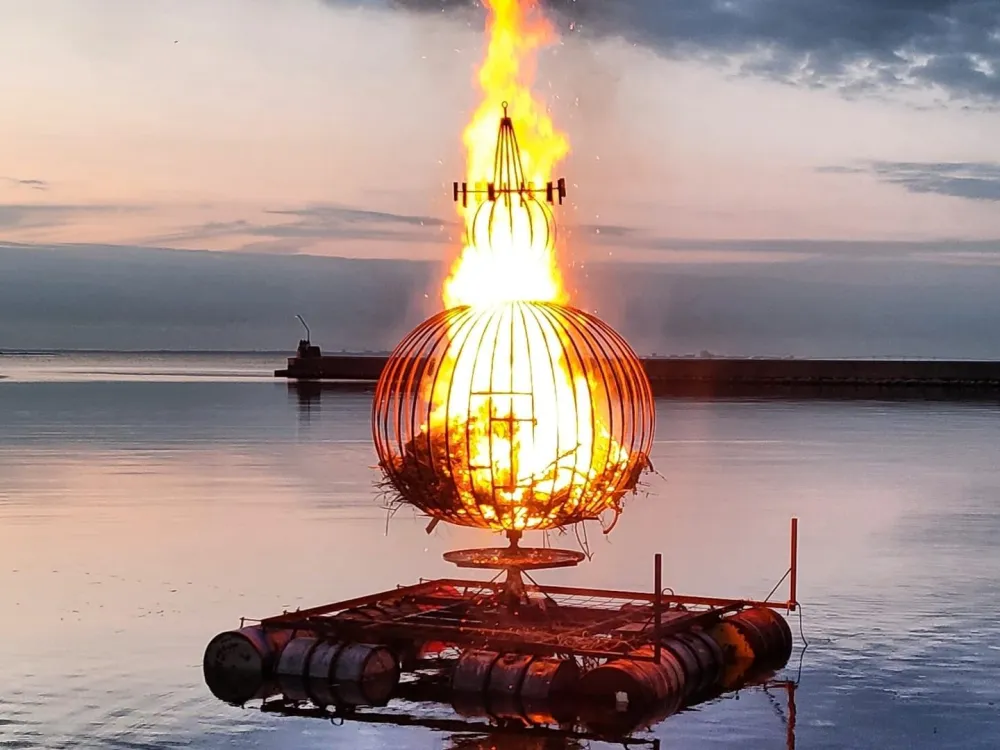Fira Valborg i hamnen i Mörbylånga