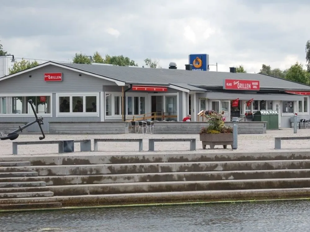 Hamngrillen Ferry town Öland