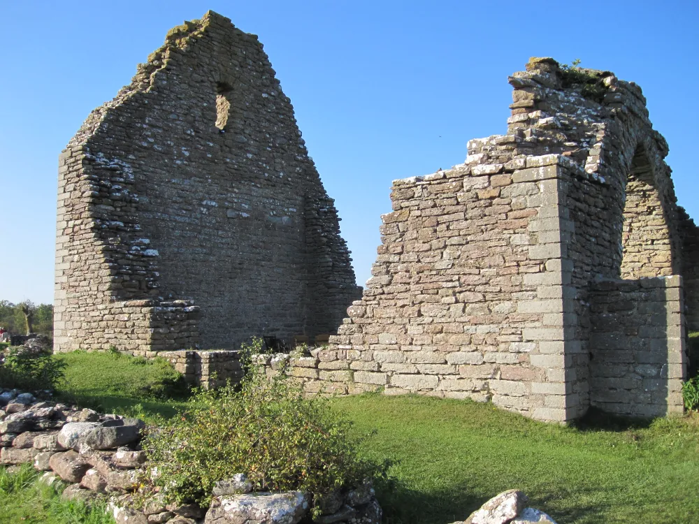 Gråborg und St.-Knut-Kapelle – Tveta