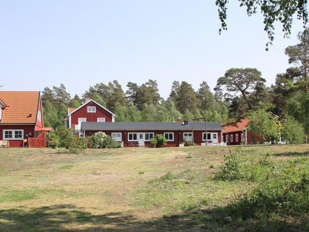 Stora Frögården, STF Hostel