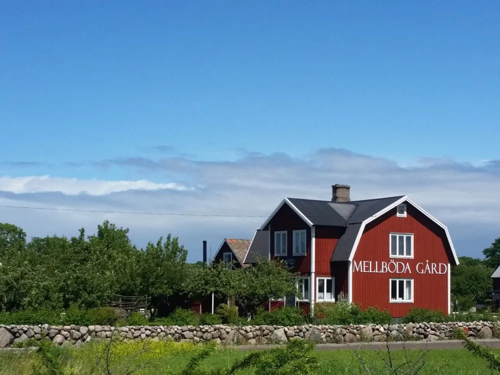 Mellböda Gård