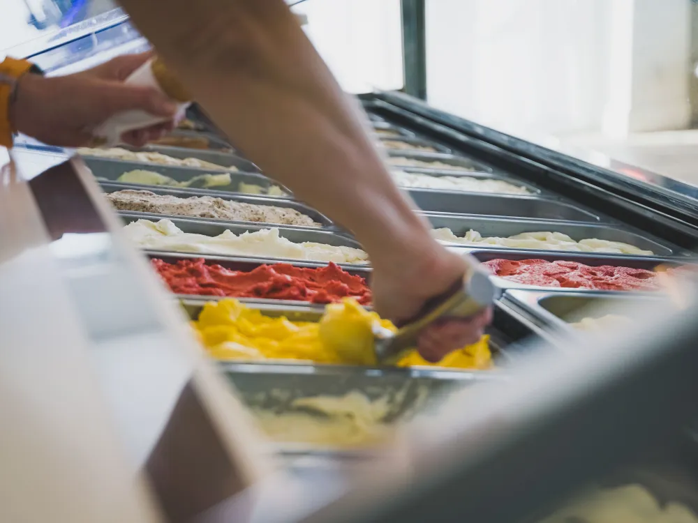 Gelato und Kekse in Sandvik
