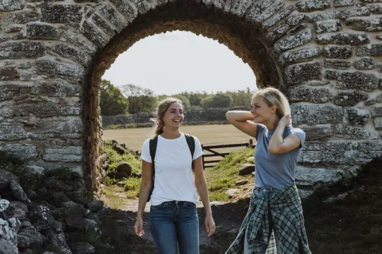 Bussrundtur Från fornborg till drängstuga på Mittlandet