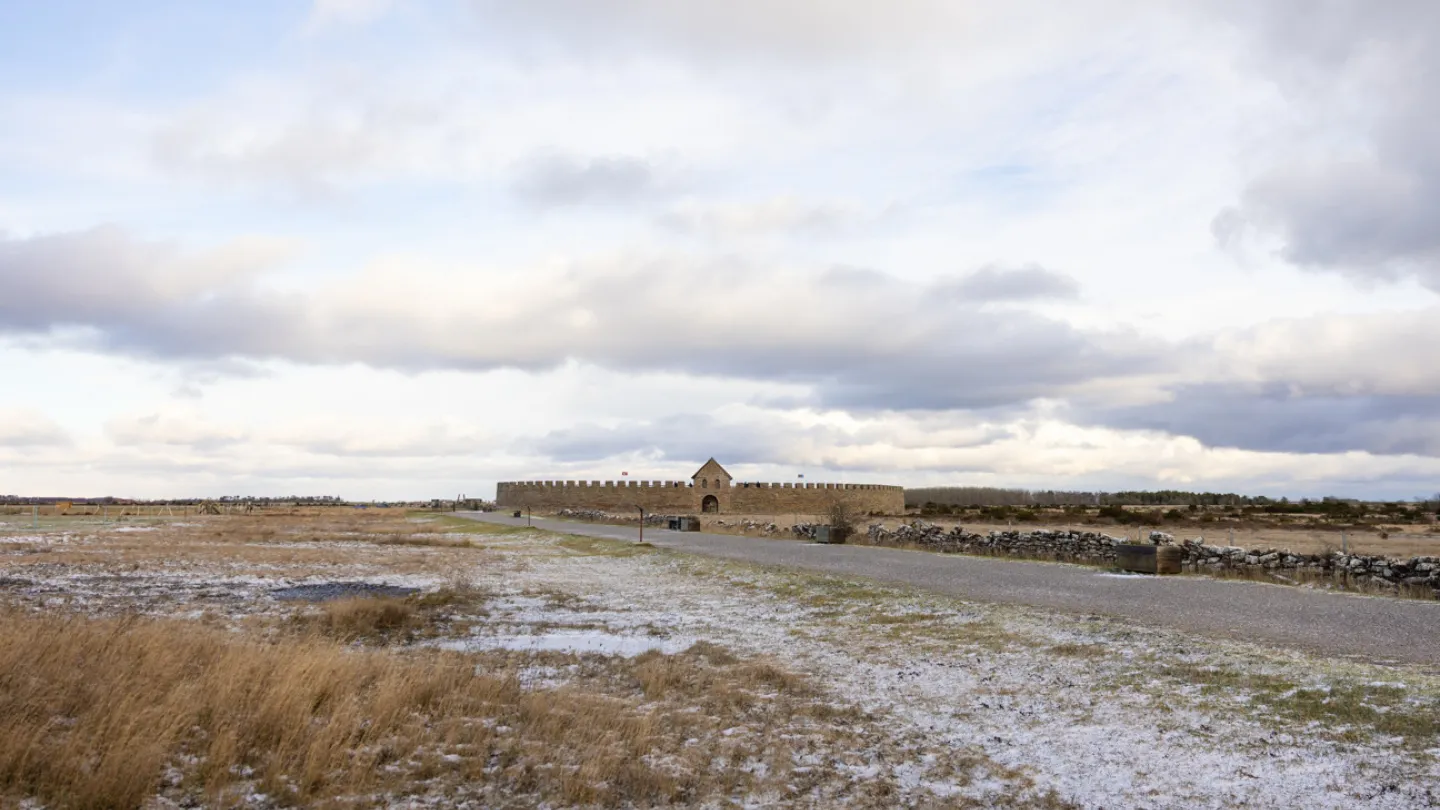 Eketorps borg i vinterlandskap
