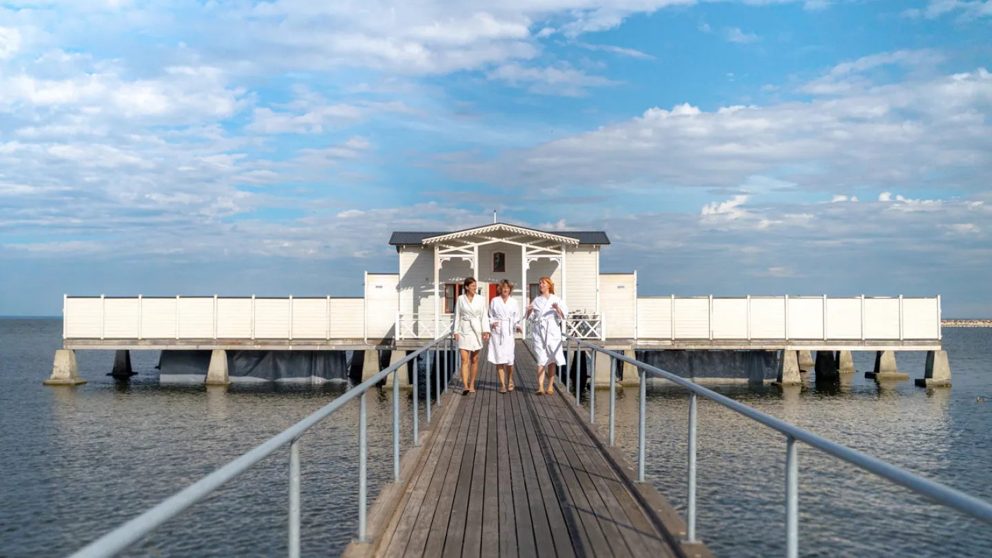 Borgholm - kallbadhuset - vänner 